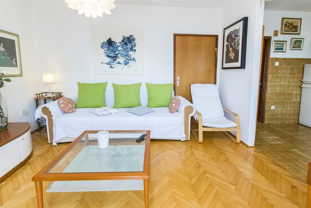 Apartment Zorka Makarska Esterno foto